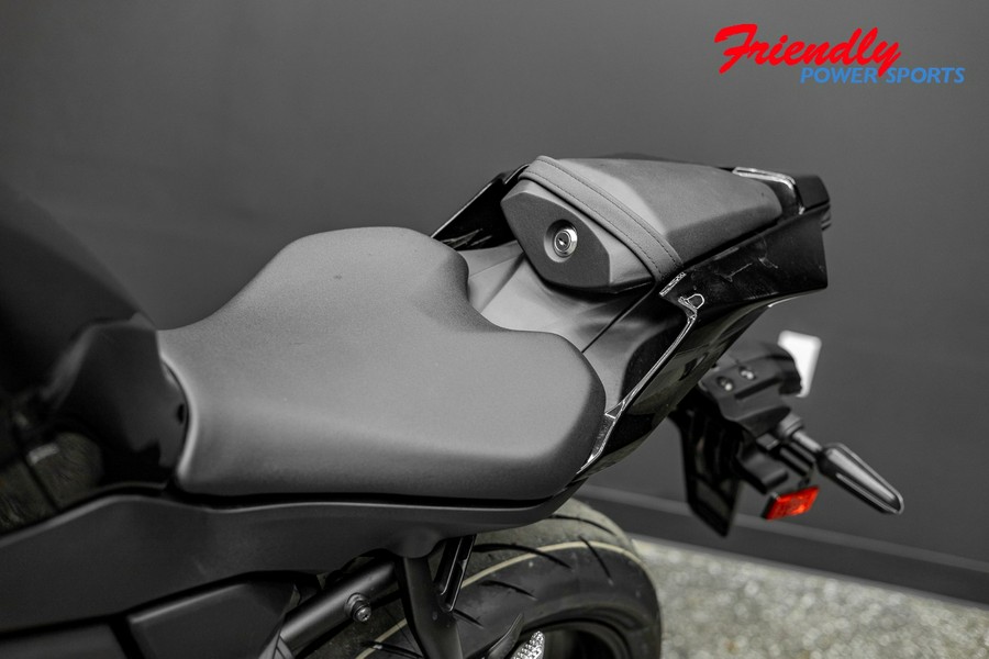 2026 YAMAHA YZF-R7