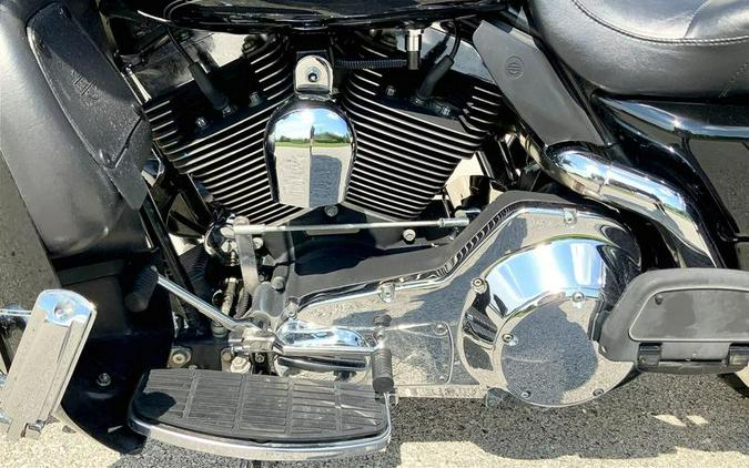 2004 Harley-Davidson® FLHTCUI - Electra Glide® Ultra Classic® Injection