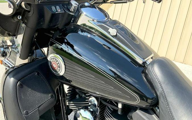 2004 Harley-Davidson® FLHTCUI - Electra Glide® Ultra Classic® Injection