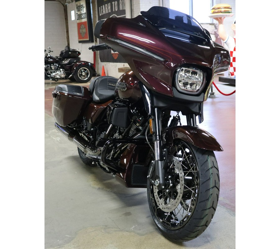 2024 Harley-Davidson CVO™ Street Glide®