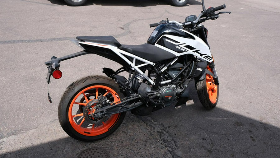 2020 KTM 200 Duke