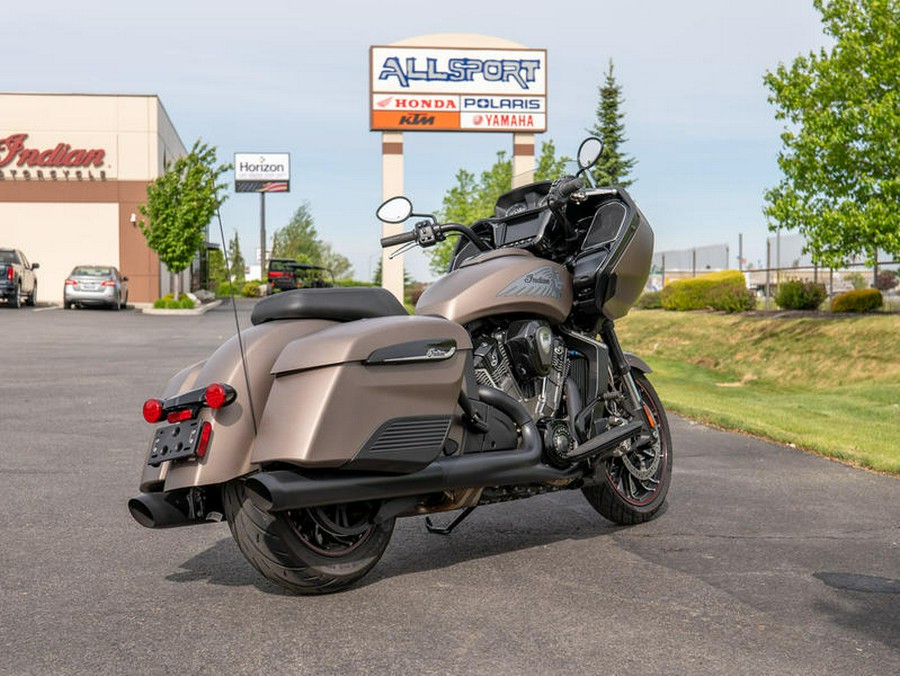 2021 Indian Motorcycle® Challenger® Dark Horse Bronze Smoke