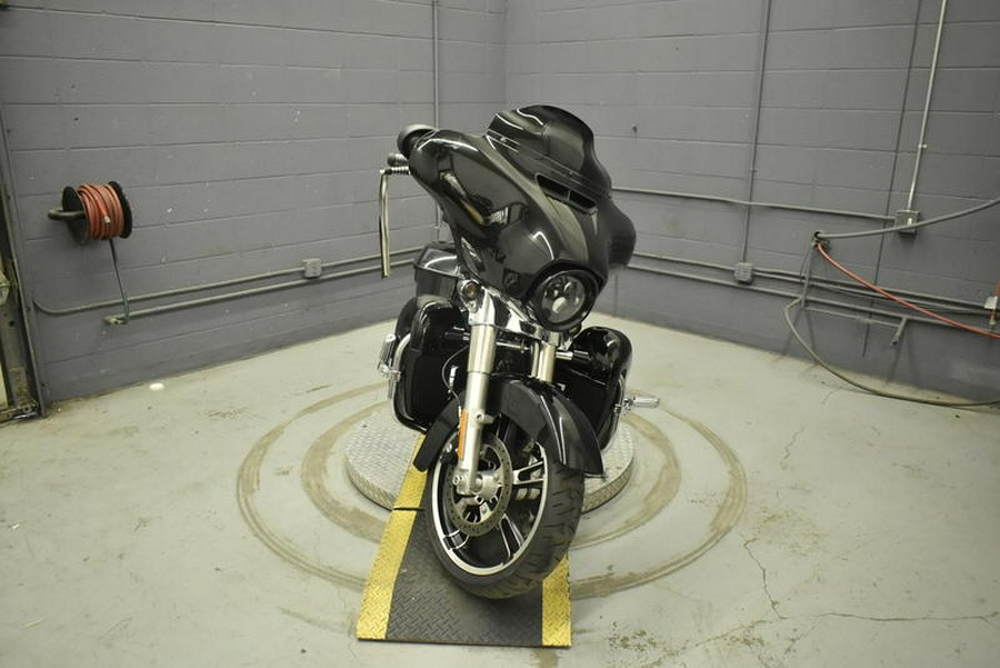 2017 Harley-Davidson® FLHX - Street Glide®