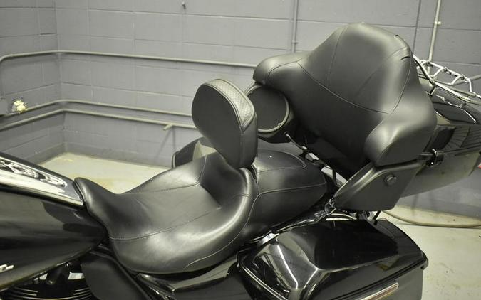 2017 Harley-Davidson® FLHX - Street Glide®