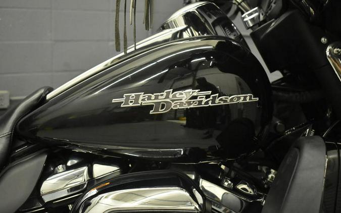2017 Harley-Davidson® FLHX - Street Glide®