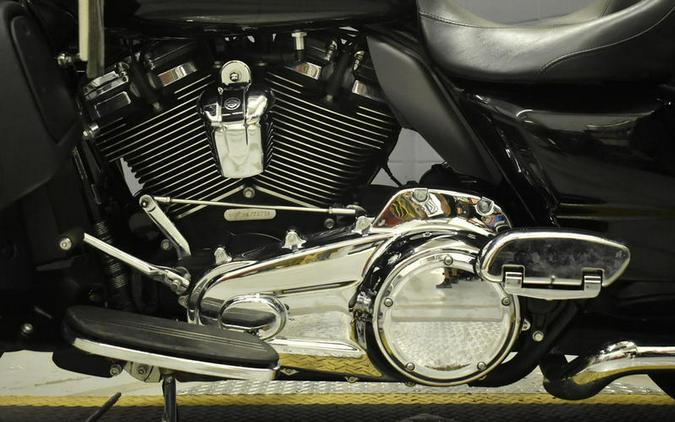 2017 Harley-Davidson® FLHX - Street Glide®