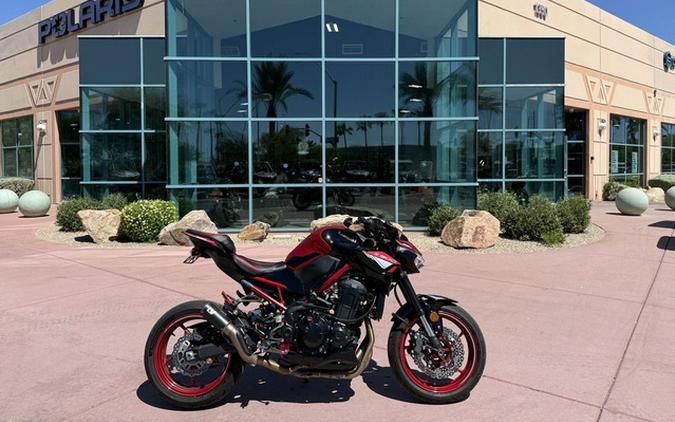 2024 Kawasaki Z900 ABS Candy Persimmon RedEbony