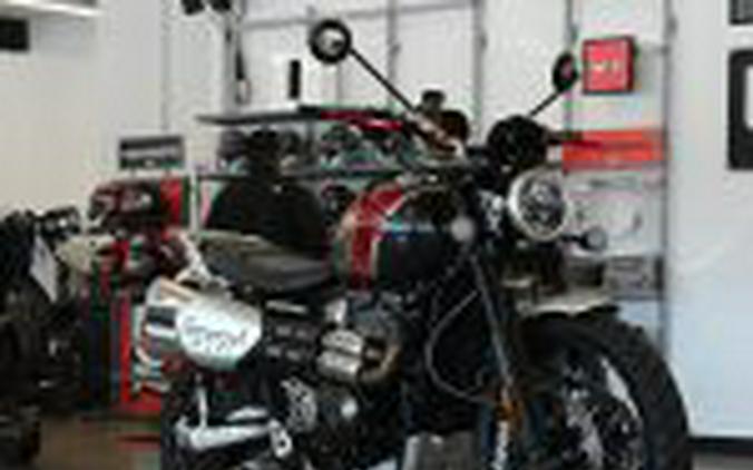 2022 Triumph Scrambler XC 1200 Gold Line