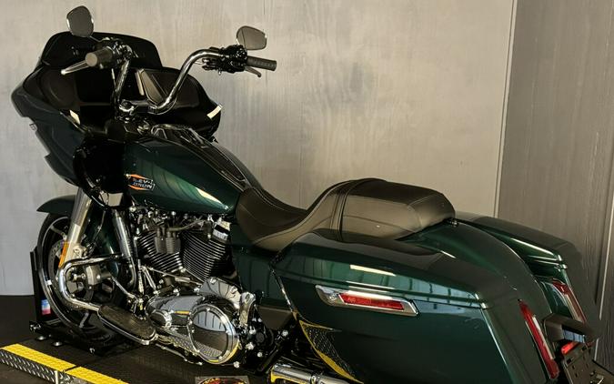 2024 Harley-Davidson Road Glide® FLTRX ALPINE GREEN