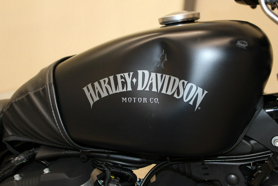 Used 2014 Harley-Davidson Sportster Iron 883 XL 883N Motorcycle For Sale In Miami, Florida