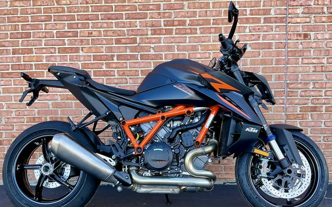 2025 KTM 1390 Super Duke R EVO