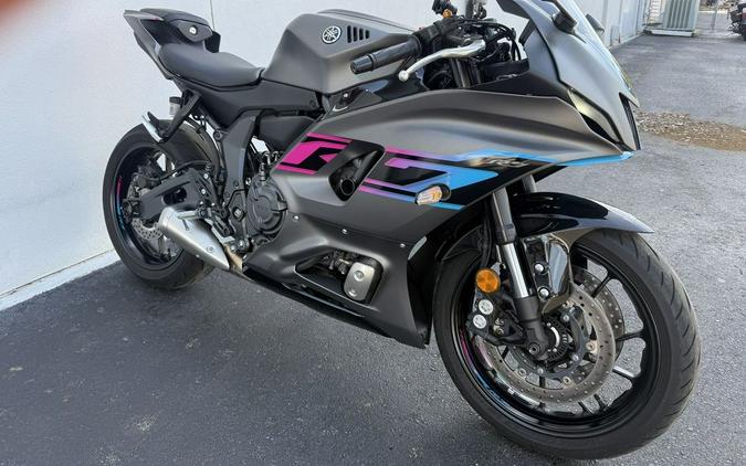 2024 Yamaha YZF-R7