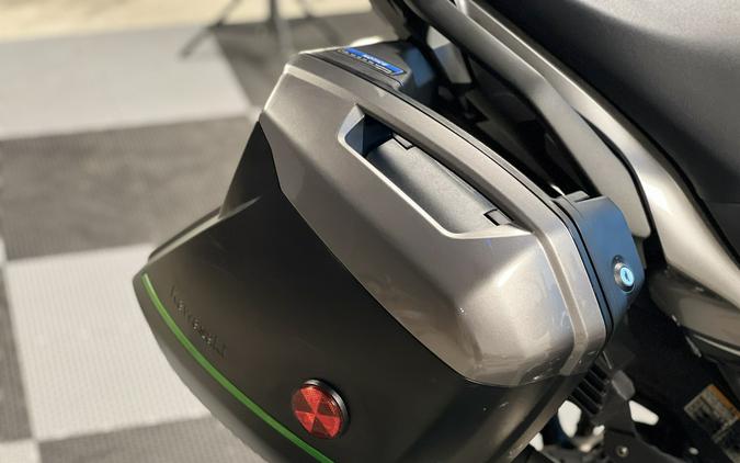 2022 Kawasaki Versys 1000 SE LT+