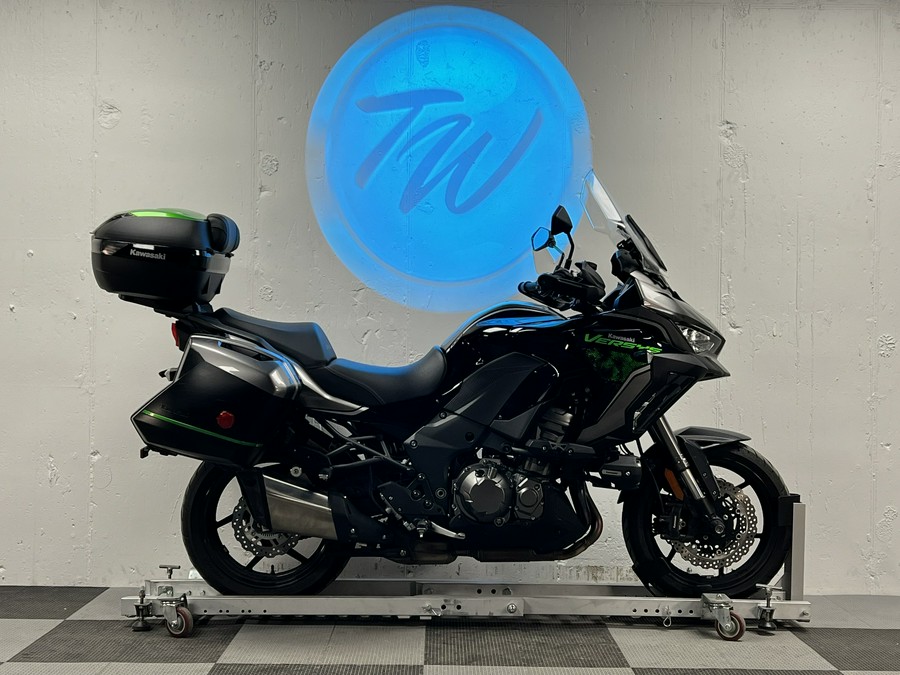 2022 Kawasaki Versys 1000 SE LT+