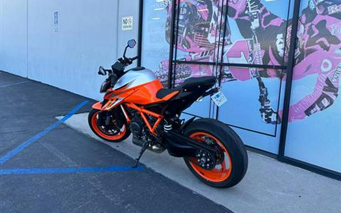 2022 KTM 1290 Super Duke R EVO