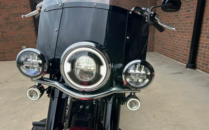 2026 Harley-Davidson Heritage Classic FLHC Brilliant Red