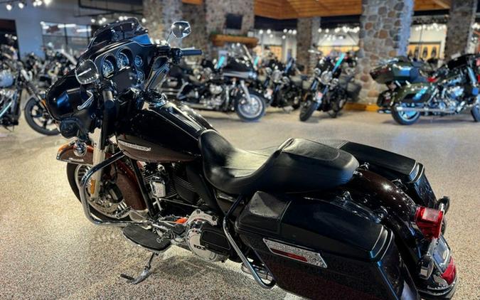 2011 Harley-Davidson Touring FLHTK - Electra Glide Ultra Limited