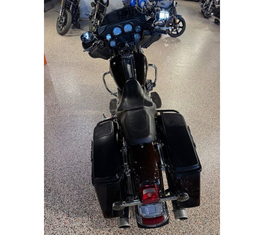 2011 Harley-Davidson Touring FLHTK - Electra Glide Ultra Limited