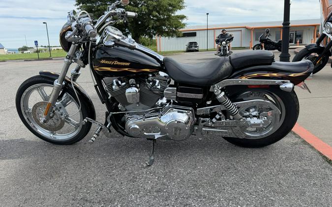 2002 Harley-Davidson® CVO Dyna Wide Glide 3 Black Flame