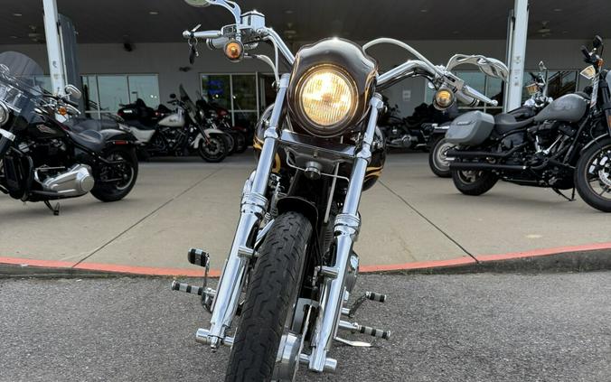 2002 Harley-Davidson® CVO Dyna Wide Glide 3 Black Flame