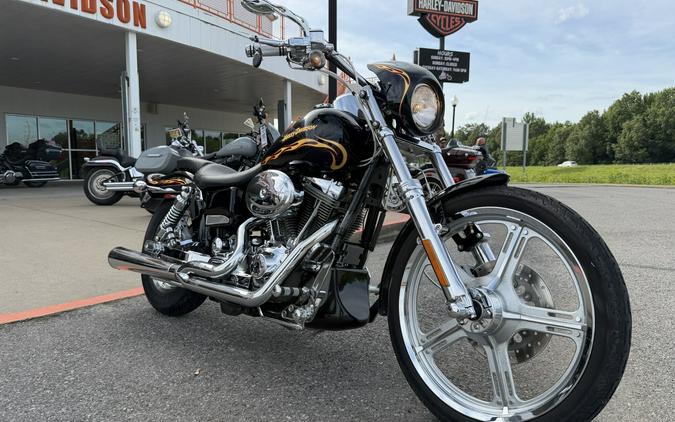 2002 Harley-Davidson® CVO Dyna Wide Glide 3 Black Flame
