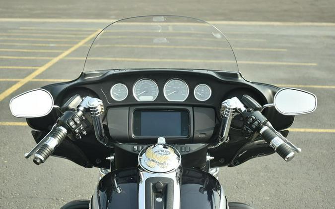2019 Harley-Davidson® FLHTCUTG - Tri Glide® Ultra