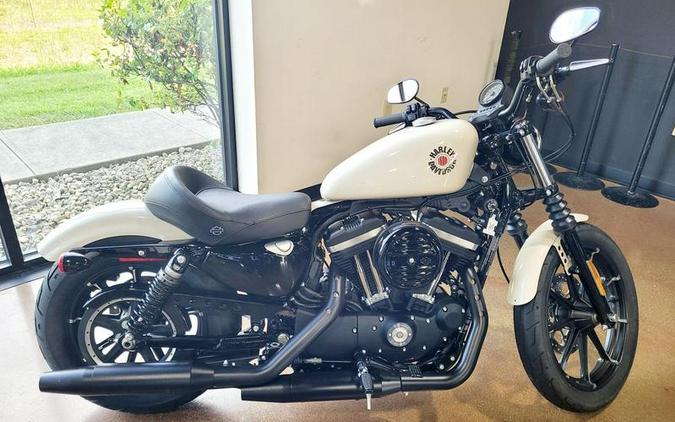 2022 Harley-Davidson Iron 883 Review [Air-Cooled Sportster]
