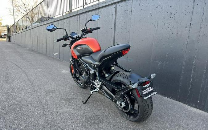 2023 Triumph Trident 660 Matte Baja Orange / Matte Storm Grey