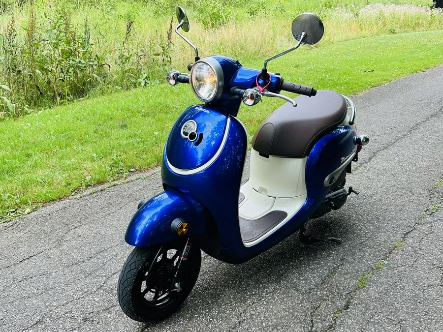 2024 Honda® Metropolitan