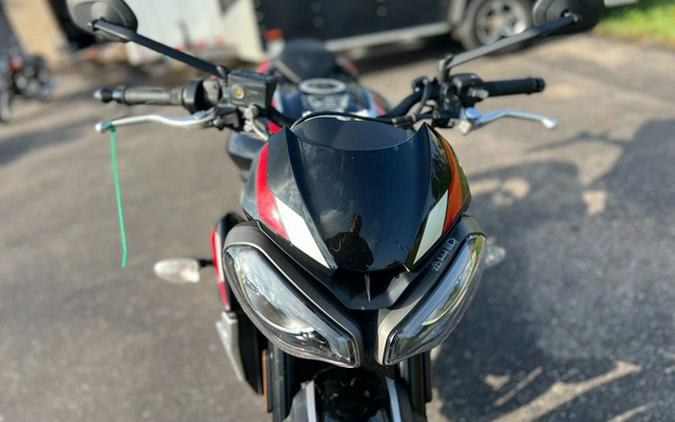 2021 Triumph Street Triple R Low Sapphire Black R LRH