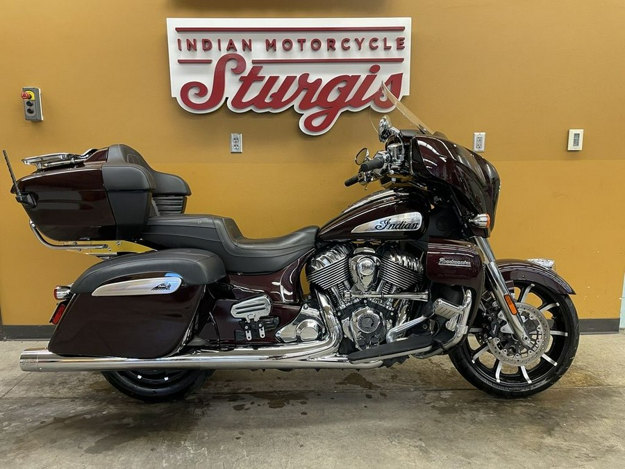2022 Indian Motorcycle® Roadmaster® Limited Crimson Metallic
