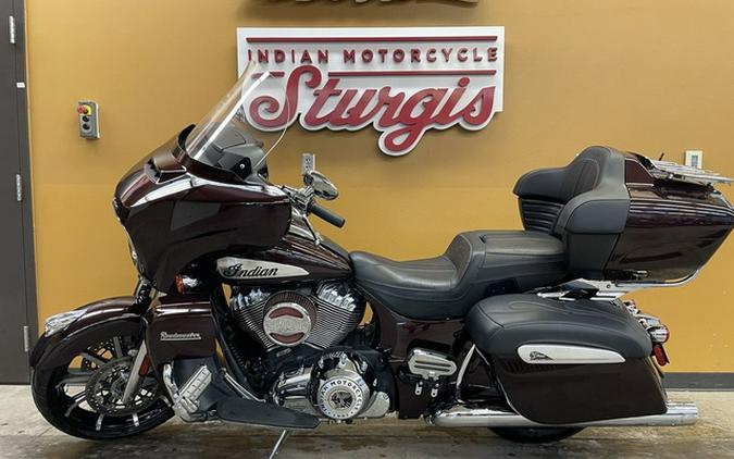 2022 Indian Roadmaster Limited Crimson Metallic
