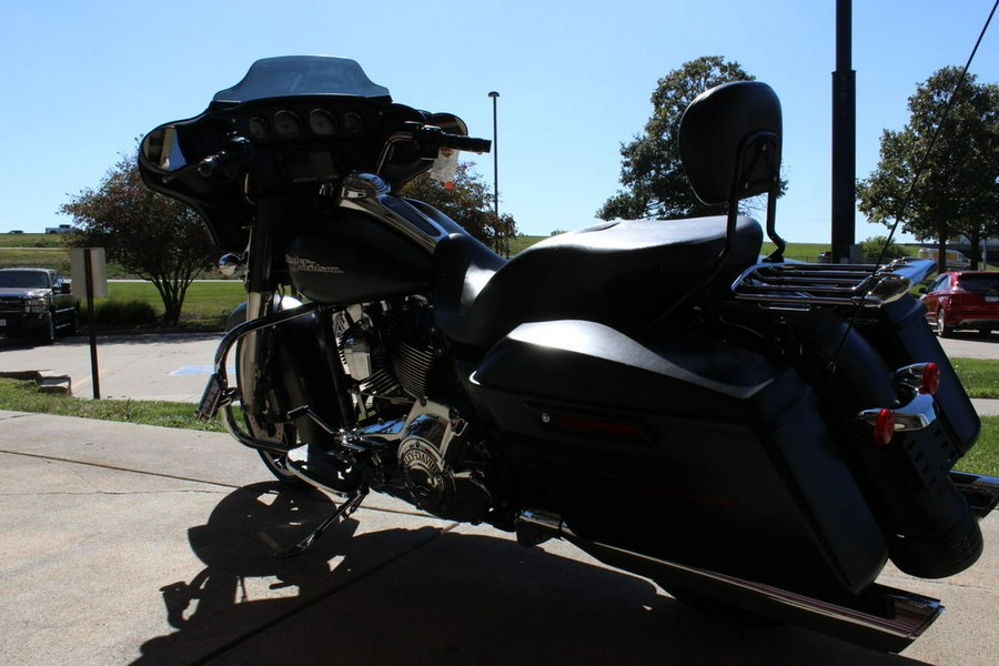 2015 Harley-Davidson® FLHXS - Street Glide® Special