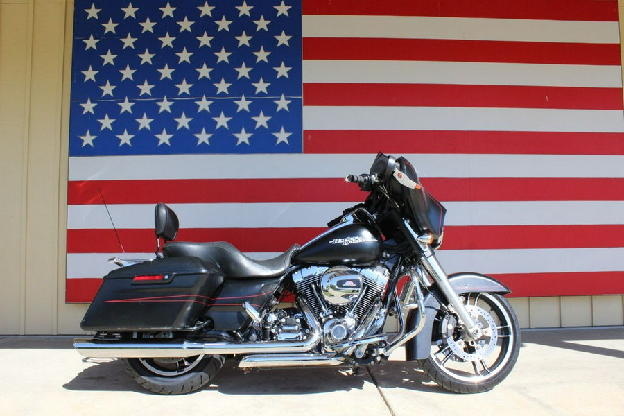 2015 Harley-Davidson® FLHXS - Street Glide® Special