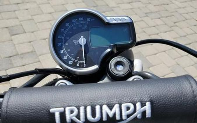 2025 Triumph Scrambler 400 X Phantom Black / Silver Ice