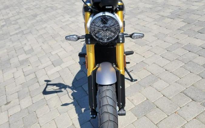 2025 Triumph Scrambler 400 X Phantom Black / Silver Ice