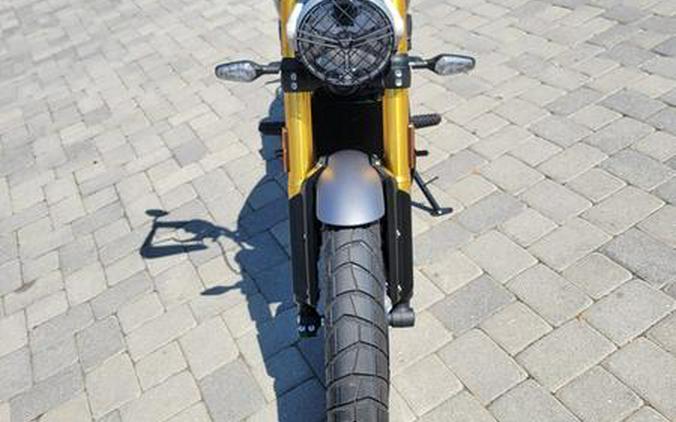 2025 Triumph Scrambler 400 X Phantom Black / Silver Ice
