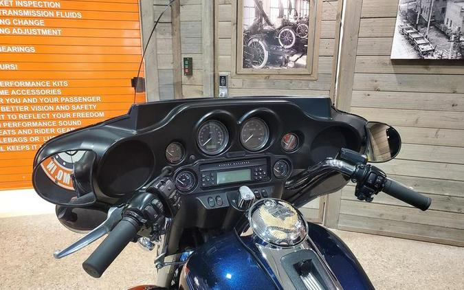 2012 Harley-Davidson® FLHTCUTG - Tri Glide® Ultra Classic®