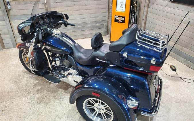 2012 Harley-Davidson® FLHTCUTG - Tri Glide® Ultra Classic®