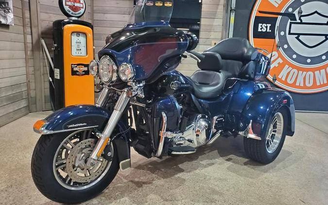 2012 Harley-Davidson® FLHTCUTG - Tri Glide® Ultra Classic®