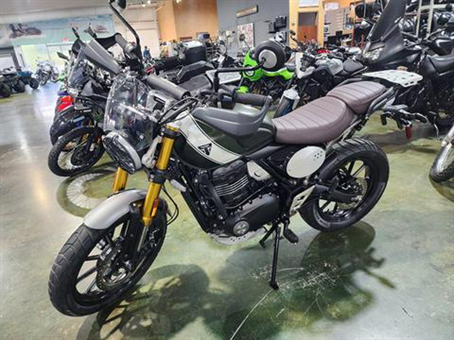 2025 Triumph Scrambler 400 X
