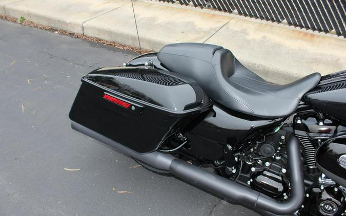 2018 Harley-Davidson® FLHXS - Street Glide® Special