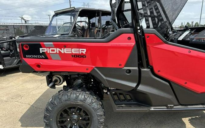 2024 Honda® Pioneer 1000 Deluxe