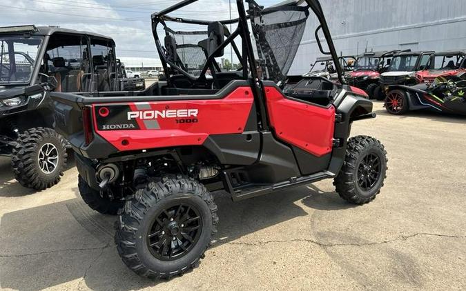 2024 Honda® Pioneer 1000 Deluxe