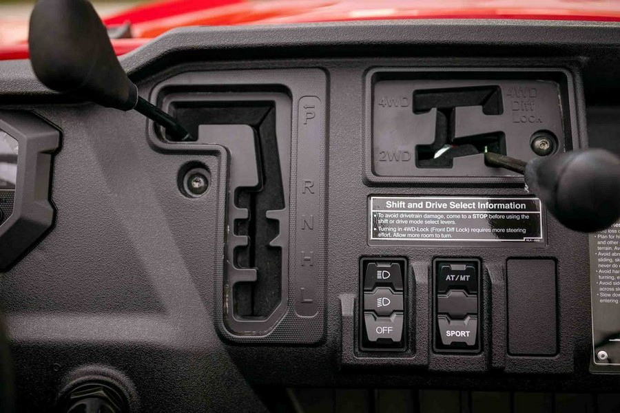 2025 Honda® Pioneer 1000