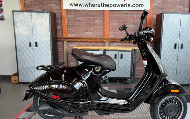 2026 Vespa 946 HORSE