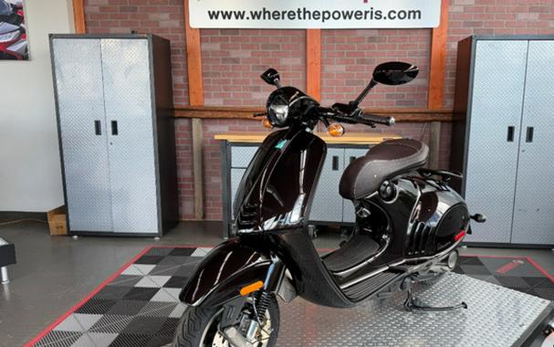 2026 Vespa 946 HORSE