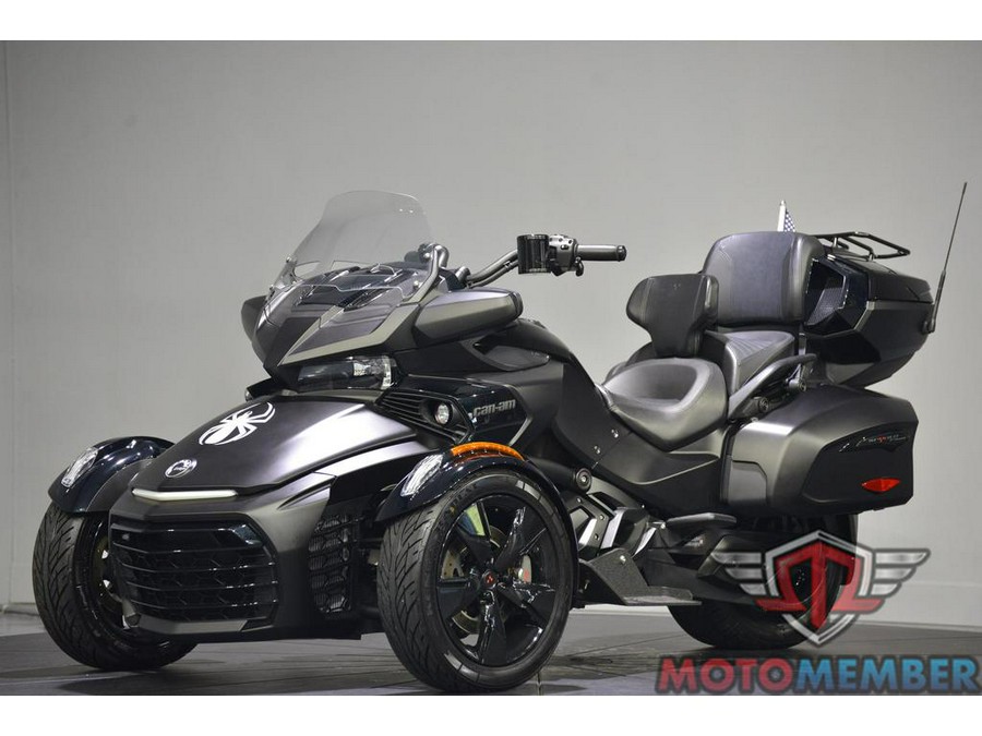 2022 Can-Am Spyder F3 Limited Dark Wheels