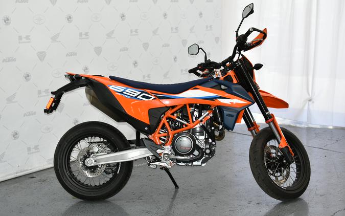 2024 KTM SMC 690 R