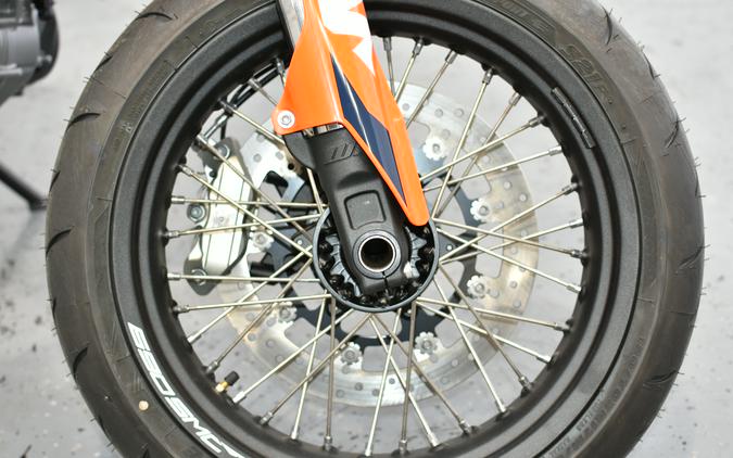 2024 KTM SMC 690 R